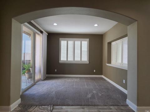 3085 Red Maple Ct, Vacaville, CA 95687 photo 5