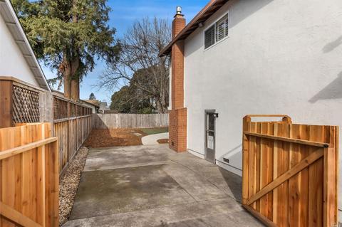 2371 Edgewater Dr, Napa, CA 94558 photo 25