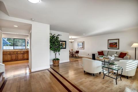 2371 Edgewater Dr, Napa, CA 94558 photo 5