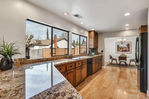 2371 Edgewater Dr, Napa, CA 94558 photo 12
