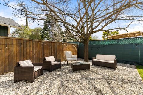 517 Empire Dr, Ukiah, CA 95482 photo 18