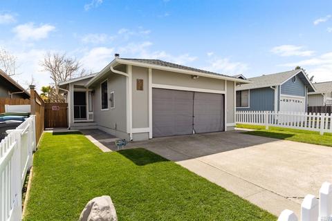 517 Empire Dr, Ukiah, CA 95482 photo 1
