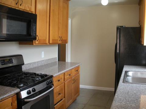 1929 Griffin Dr, Vallejo, CA 94589 photo 4
