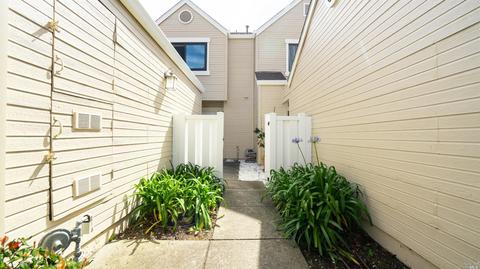 Undisclosed, Richmond, CA 94806 photo 2