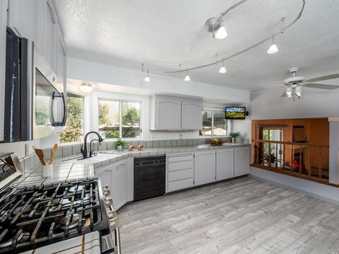 491 Mallory Ave, Windsor, CA 95492 photo 18