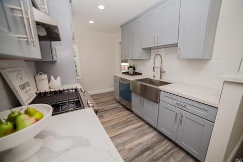 120 Laguna St, Vallejo, CA 94591 photo 9