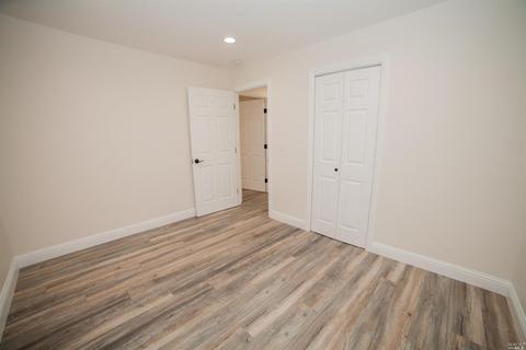 120 Laguna St, Vallejo, CA 94591 photo 25