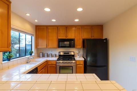 112 Los Robles Ave, Windsor, CA 95492 photo 22