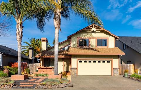 112 Los Robles Ave, Windsor, CA 95492 photo 5