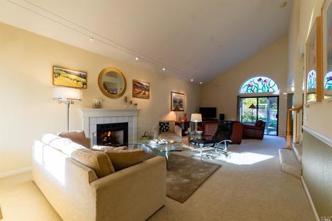 112 Los Robles Ave, Windsor, CA 95492 photo 8