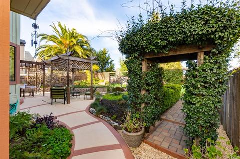 112 Los Robles Ave, Windsor, CA 95492 photo 38