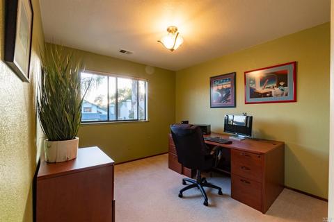112 Los Robles Ave, Windsor, CA 95492 photo 31