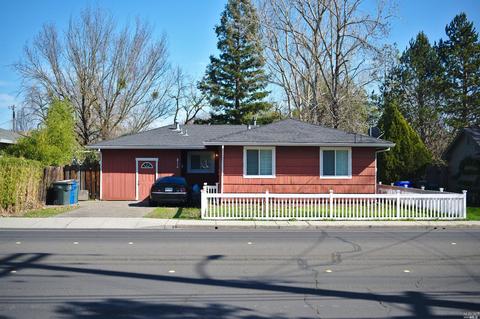 814 5th St W, Sonoma, CA 95476 photo 1