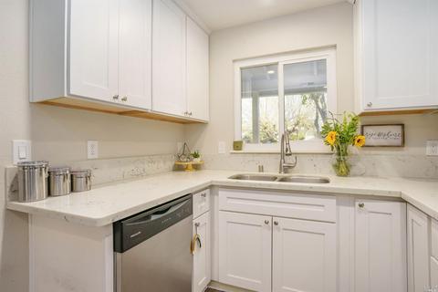 187 Grape St, Vacaville, CA 95688 photo 8