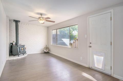 187 Grape St, Vacaville, CA 95688 photo 12