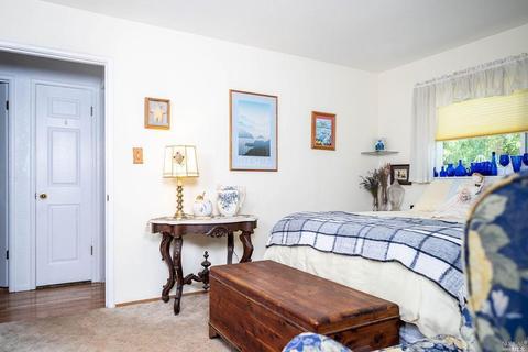 212 Bergwall Way, Vallejo, CA 94591 photo 9