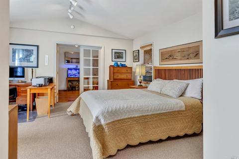 1250 E 3rd St, Benicia, CA 94510 photo 5