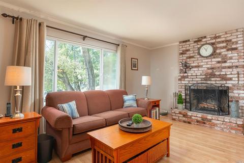 2123 Parrish Dr, Santa Rosa, CA 95404 photo 2