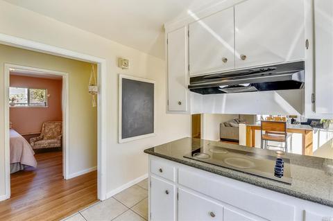 1016 Ohio St, Vallejo, CA 94590 photo 8