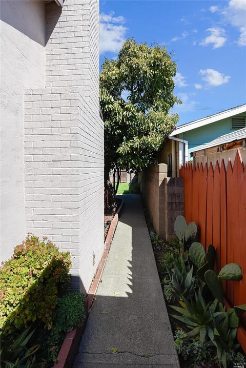 1016 Ohio St, Vallejo, CA 94590 photo 29