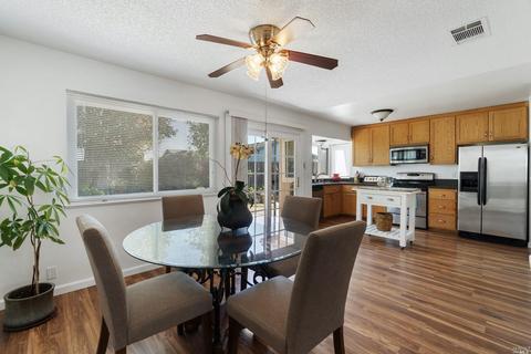 2138 Still Ct, Fairfield, CA 94533 photo 11
