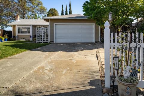 2138 Still Ct, Fairfield, CA 94533 photo 5