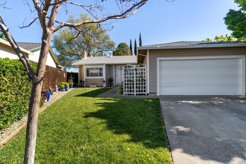 2138 Still Ct, Fairfield, CA 94533 photo 6