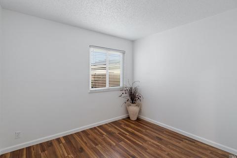 2138 Still Ct, Fairfield, CA 94533 photo 25