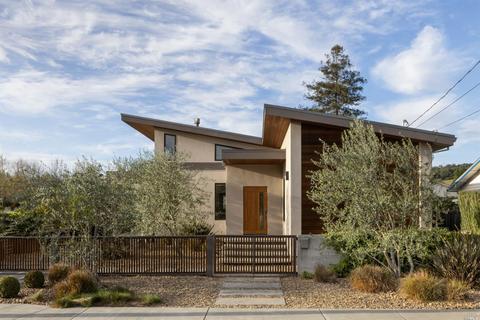 521 Badger St, Healdsburg, CA 95448 photo 2