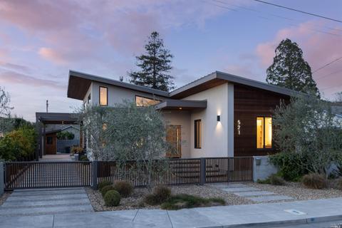 521 Badger St, Healdsburg, CA 95448 photo 1