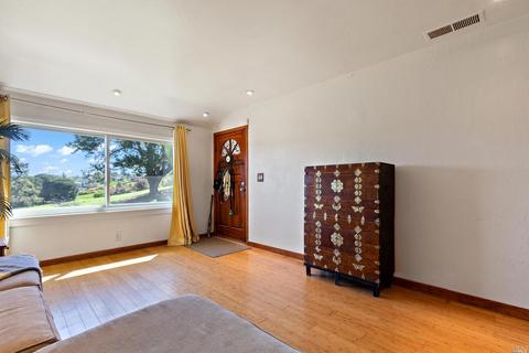 455 Del Sur St, Vallejo, CA 94591 photo 11