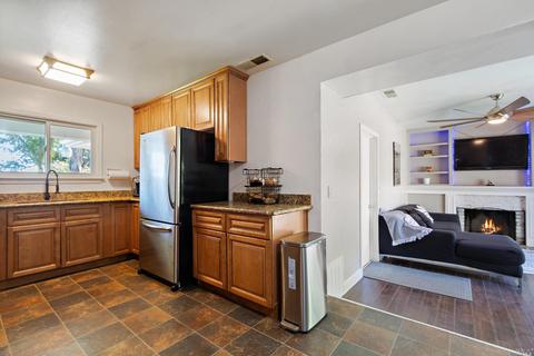 455 Del Sur St, Vallejo, CA 94591 photo 13
