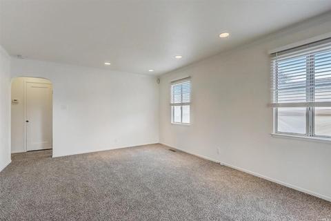 727 Elmwood Ave, Vallejo, CA 94591 photo 5