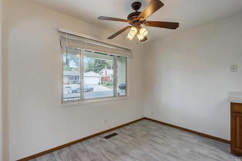 727 Elmwood Ave, Vallejo, CA 94591 photo 12