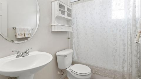 376 E School St, Cotati, CA 94931 photo 15
