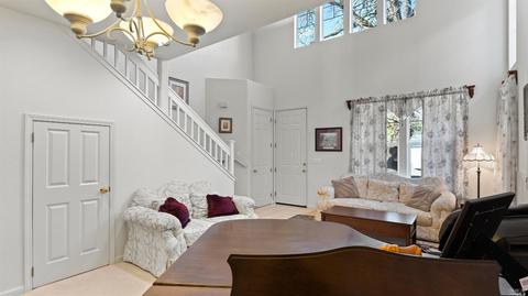 376 E School St, Cotati, CA 94931 photo 6