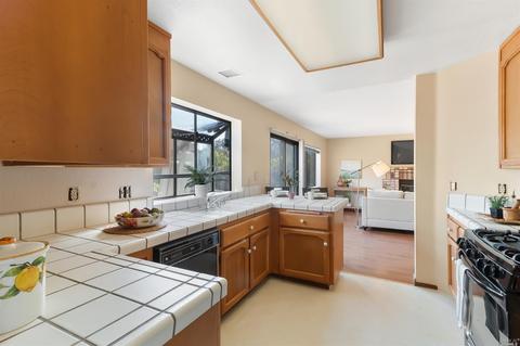 170 Duxbury Pl, Vallejo, CA 94591 photo 18