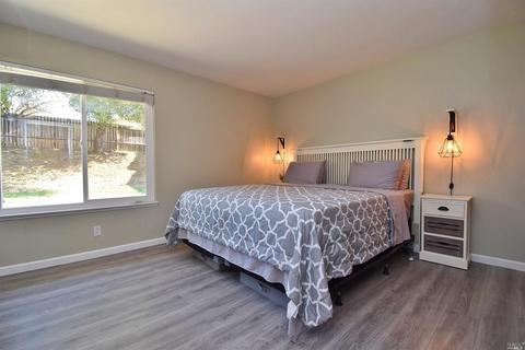 354 Amber Ave, Vallejo, CA 94589 photo 17