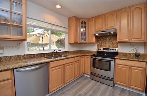 354 Amber Ave, Vallejo, CA 94589 photo 9
