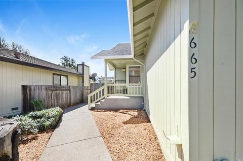 665 Oregon St, Sonoma, CA 95476 photo 2