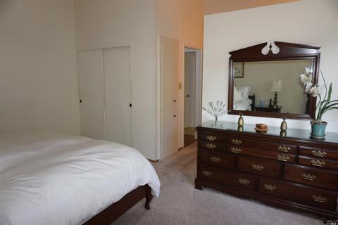 1700 Vervais Ave, Vallejo, CA 94591 photo 6