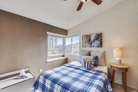 353 Starboard Dr, Vallejo, CA 94590 photo 13