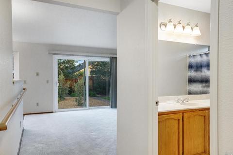 498 Equity Ct, Windsor, CA 95492 photo 13