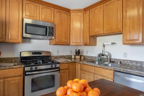 932 Windsor St, Napa, CA 94558 photo 8
