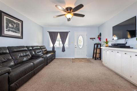 932 Windsor St, Napa, CA 94558 photo 4