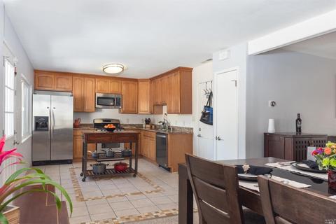 932 Windsor St, Napa, CA 94558 photo 6