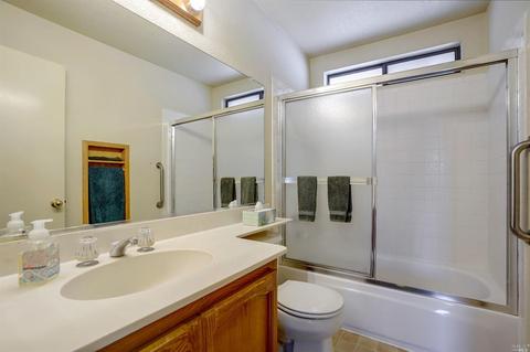 870 Natalie Dr, Windsor, CA 95492 photo 31