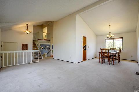 870 Natalie Dr, Windsor, CA 95492 photo 9