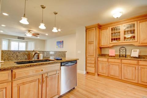 916 Dorothea Ct, Windsor, CA 95492 photo 12