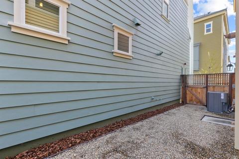 2009 Shasta Ln, Hercules, CA 94547 photo 40